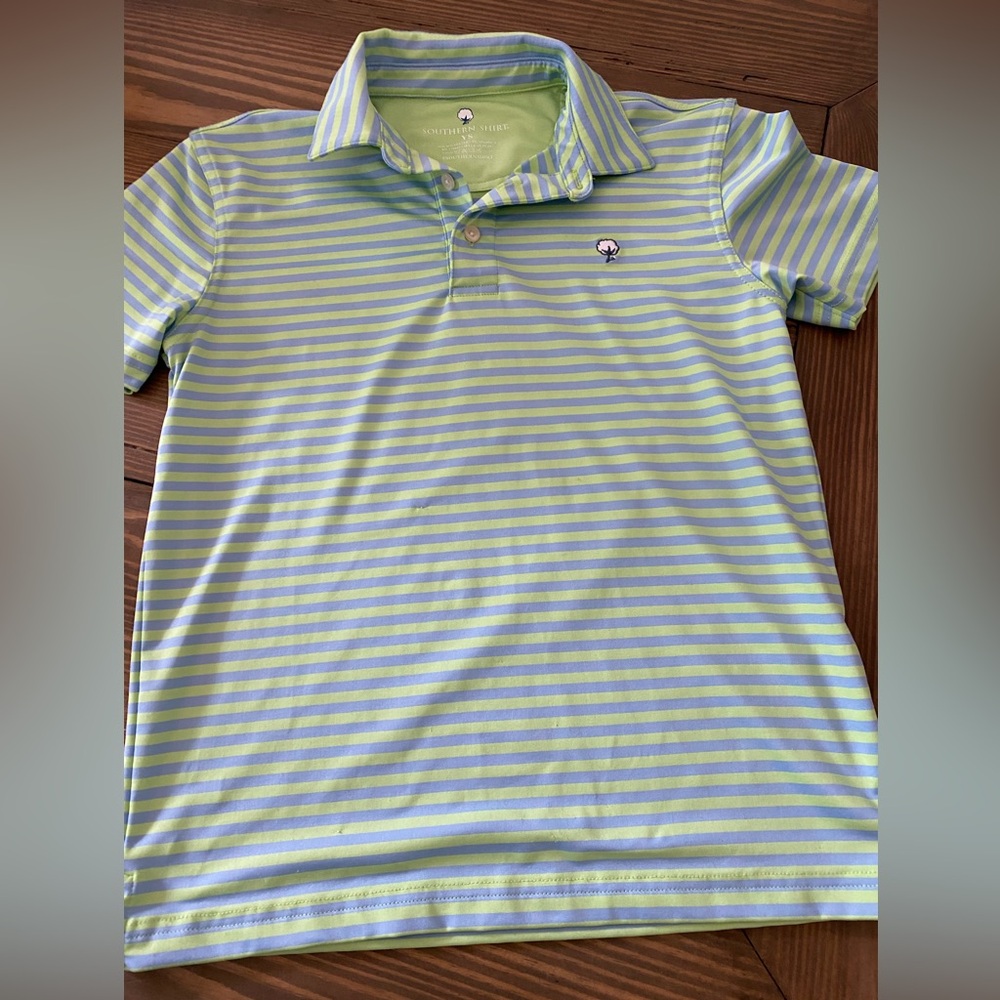Youth Southern Shirt Polo size small.
